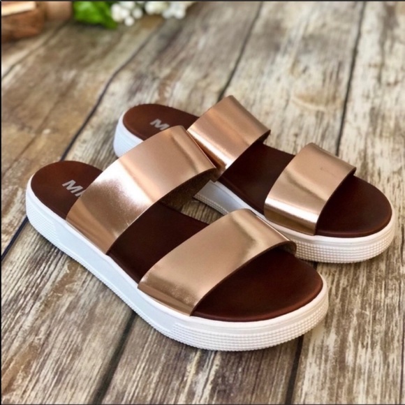 mia saige platform sandal
